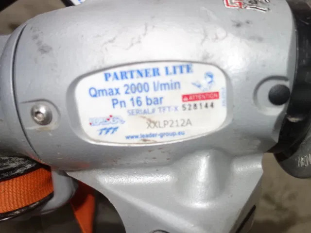 Mercedes-Benz 1325 WATER CANON - Tuletõrjeauto: pilt 3 Mercedes-Benz 1325 WATER CANON - Tuletõrjeauto: pilt 3