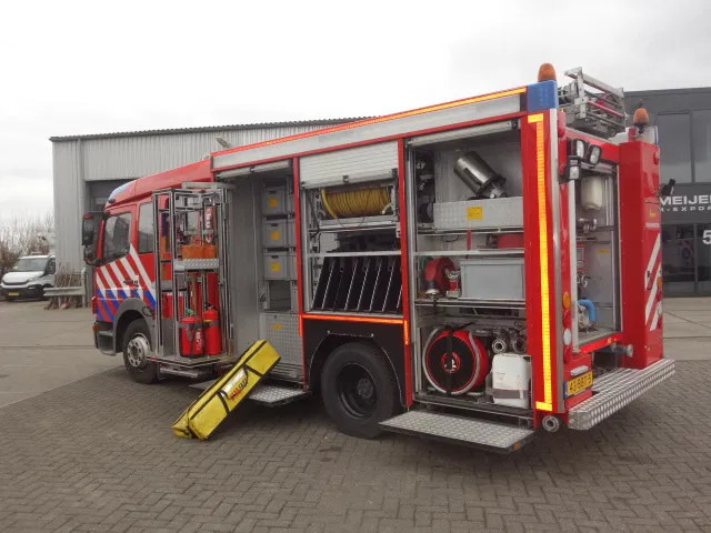 Tuletõrjeauto Mercedes-Benz Atego 1426 ZIEGLER 2000 LITER EURO 5: pilt 10