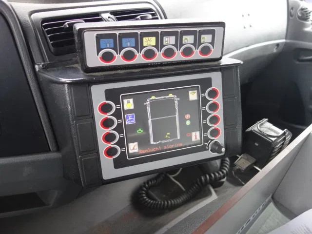 Tuletõrjeauto Mercedes-Benz Atego 1426 ZIEGLER 2000 LITER EURO 5: pilt 16