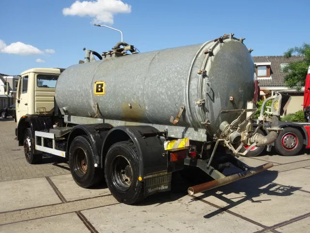 Mercedes-Benz MB 2222 6X4 WATERTANKER WITH PUMP - Tsisternauto: pilt 3 Mercedes-Benz MB 2222 6X4 WATERTANKER WITH PUMP - Tsisternauto: pilt 3