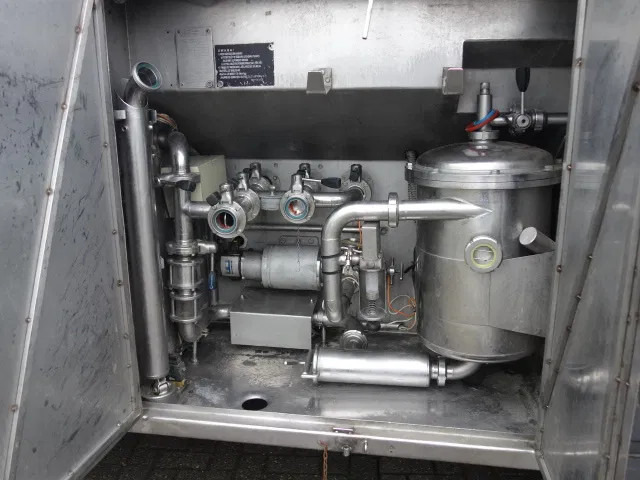 Renault Premium 370 16000liter steanless steeltank - Tsisternauto: pilt 3 Renault Premium 370 16000liter steanless steeltank - Tsisternauto: pilt 3
