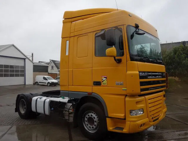 DAF XF 105.460 2 diesel tanken - Sadulveok: pilt 1 DAF XF 105.460 2 diesel tanken - Sadulveok: pilt 1