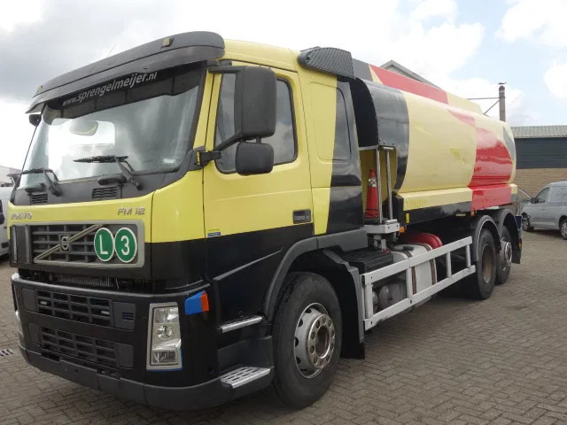 Volvo FM 12 18500liter tank,AIRCO,MANUAL GEARBOX - Tsisternauto: pilt 1 Volvo FM 12 18500liter tank,AIRCO,MANUAL GEARBOX - Tsisternauto: pilt 1