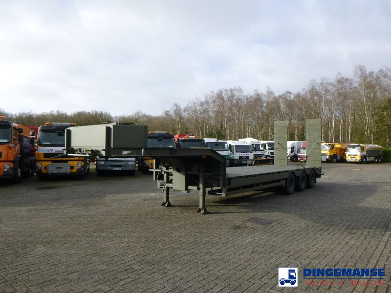 Broshuis 3-axle semi-lowbed trailer E-2130 / 73 t + ramps - Madal platvormpoolhaagis: pilt 1 Broshuis 3-axle semi-lowbed trailer E-2130 / 73 t + ramps - Madal platvormpoolhaagis: pilt 1