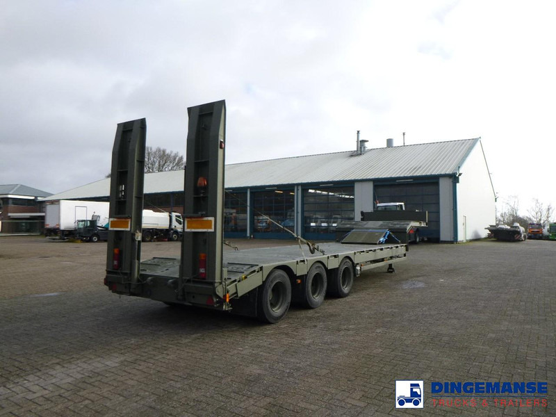 Broshuis 3-axle semi-lowbed trailer E-2130 / 73 t + ramps - Madal platvormpoolhaagis: pilt 3 Broshuis 3-axle semi-lowbed trailer E-2130 / 73 t + ramps - Madal platvormpoolhaagis: pilt 3