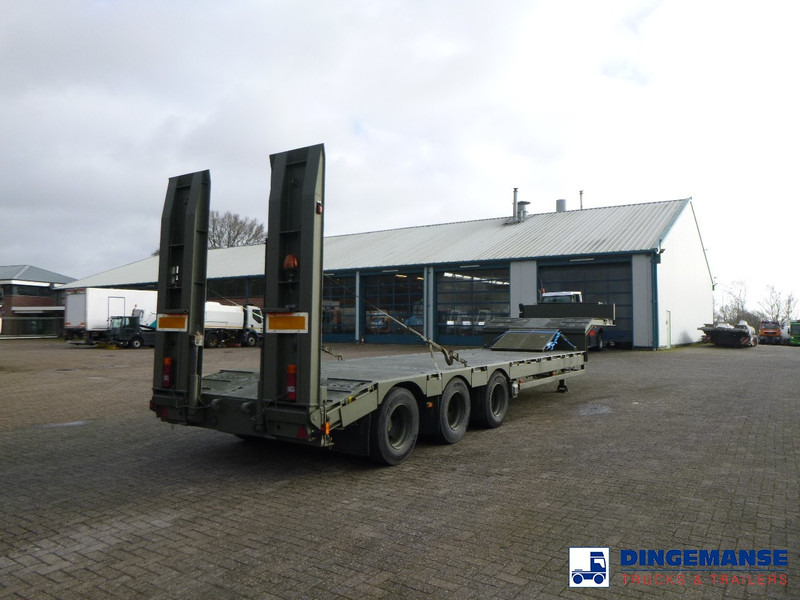 Broshuis 3-axle semi-lowbed trailer E-2130 / 73 t + ramps - Madelveok/ Platvormveok: pilt 3 Broshuis 3-axle semi-lowbed trailer E-2130 / 73 t + ramps - Madelveok/ Platvormveok: pilt 3