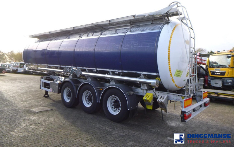 Burg Chemical tank inox L4BH 30 m3 / 1 comp - Tsistern poolhaagis: pilt 3 Burg Chemical tank inox L4BH 30 m3 / 1 comp - Tsistern poolhaagis: pilt 3