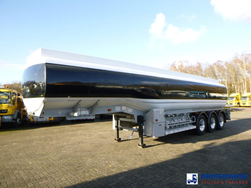 Crane Fruehauf Fuel tank alu 40.4 m3 / 6 comp - Tsistern poolhaagis: pilt 1 Crane Fruehauf Fuel tank alu 40.4 m3 / 6 comp - Tsistern poolhaagis: pilt 1