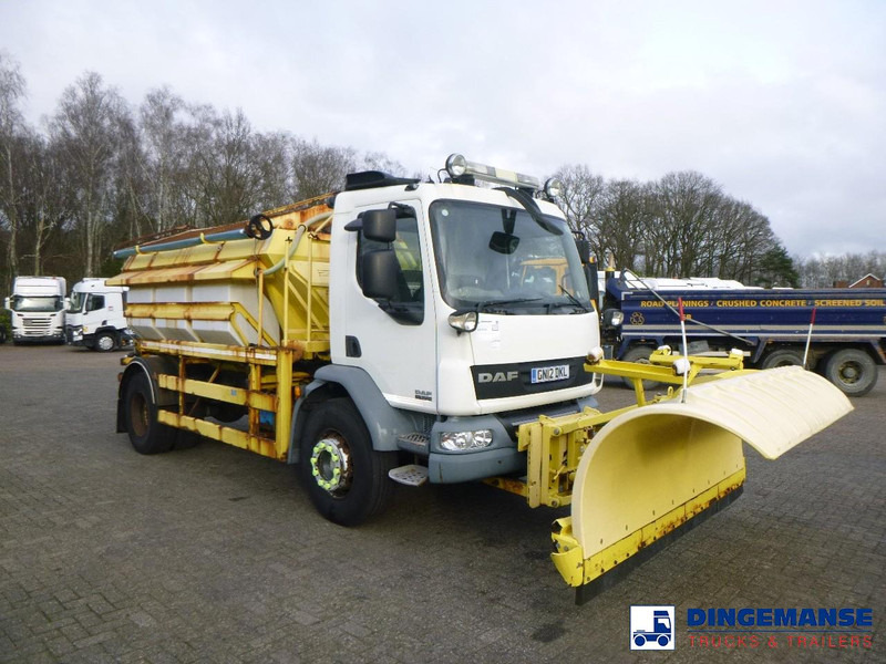 DAF LF 55.220 4X2 RHD salt spreader / gritter - Lumekoristusmasina: pilt 2 DAF LF 55.220 4X2 RHD salt spreader / gritter - Lumekoristusmasina: pilt 2