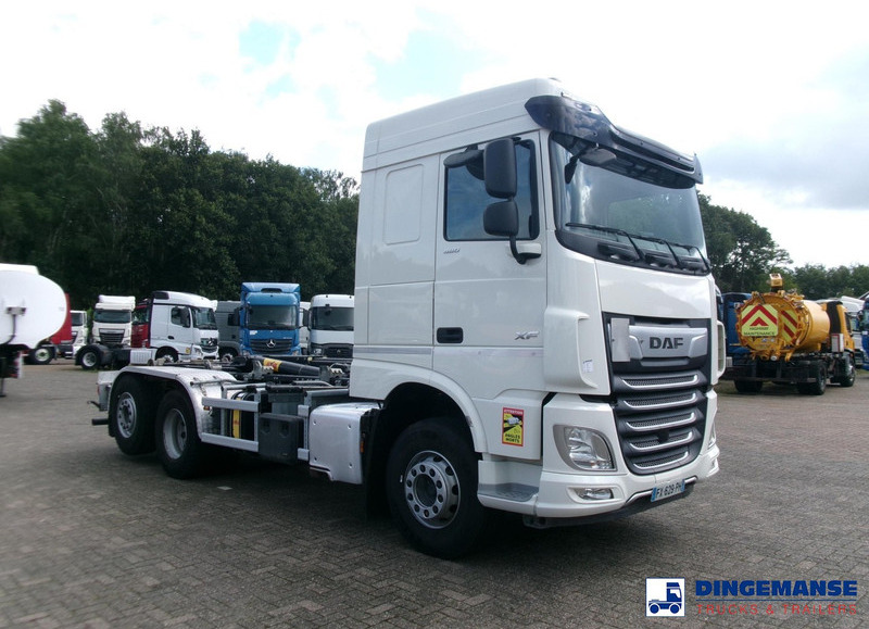 DAF XF 480 FAN 6x2 Hyva container hook 20 t - Konkstõstukiga veoauto: pilt 2 DAF XF 480 FAN 6x2 Hyva container hook 20 t - Konkstõstukiga veoauto: pilt 2