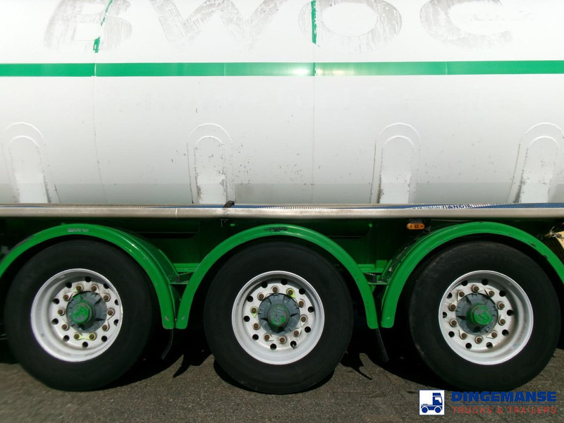 Feldbinder Fuel tank alu 42 m3 / / 6 comp + pump - Tsistern poolhaagis: pilt 5 Feldbinder Fuel tank alu 42 m3 / / 6 comp + pump - Tsistern poolhaagis: pilt 5