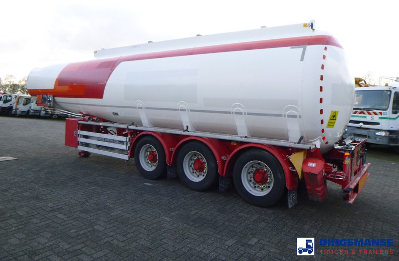 Feldbinder Jet fuel tank 40 m3 / 1 comp + pump - Tsisternhaagis: pilt 3 Feldbinder Jet fuel tank 40 m3 / 1 comp + pump - Tsisternhaagis: pilt 3