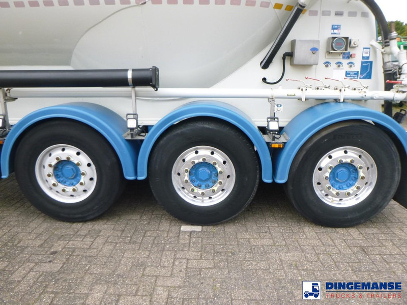 Feldbinder Powder tank alu 50 m3 + compressor - Tsistern poolhaagis: pilt 5 Feldbinder Powder tank alu 50 m3 + compressor - Tsistern poolhaagis: pilt 5