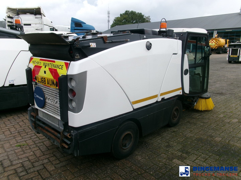 Johnston C202 compact street sweeper - Tänavapühkimismasin: pilt 4 Johnston C202 compact street sweeper - Tänavapühkimismasin: pilt 4