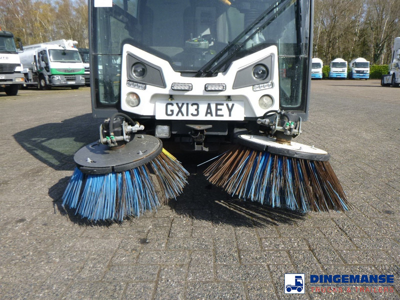Johnston C202 compact street sweeper - Tänavapühkimismasin: pilt 5 Johnston C202 compact street sweeper - Tänavapühkimismasin: pilt 5