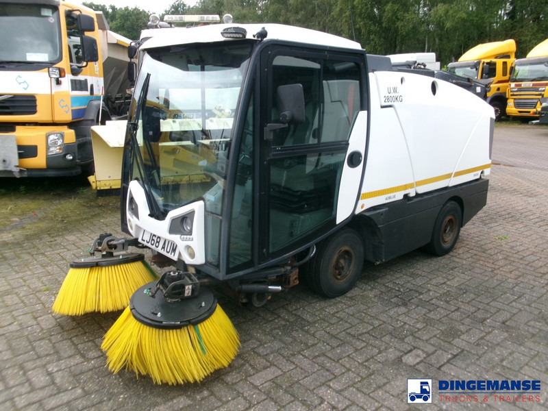 Johnston C202 compact street sweeper - Tänavapühkimismasin: pilt 1 Johnston C202 compact street sweeper - Tänavapühkimismasin: pilt 1
