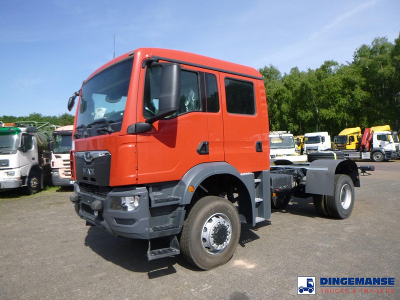 MAN TGM 18.320 4x4 BB chassis / new/unused - Kabiinišassiiga veoauto: pilt 1 MAN TGM 18.320 4x4 BB chassis / new/unused - Kabiinišassiiga veoauto: pilt 1