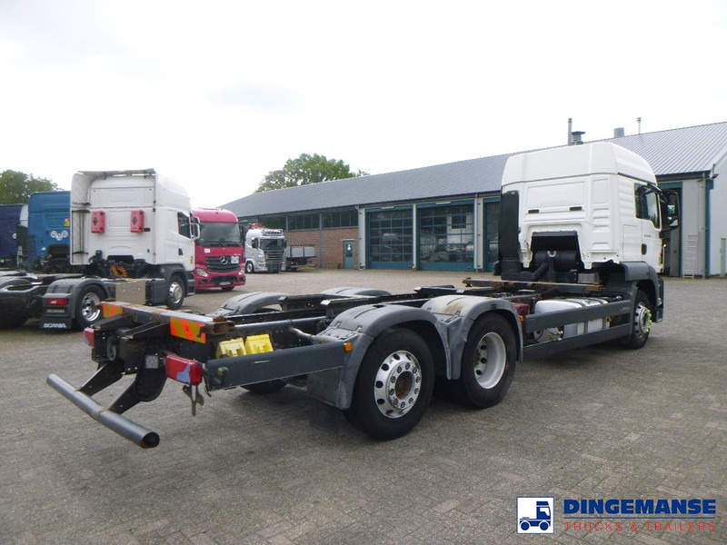 MAN TGS 26.360 Euro 5 6x2 chassis 20 ft + ADR - Kabiinišassiiga veoauto: pilt 4 MAN TGS 26.360 Euro 5 6x2 chassis 20 ft + ADR - Kabiinišassiiga veoauto: pilt 4