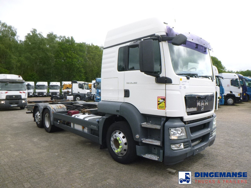 MAN TGS 26.360 Euro 5 6x2 chassis 20 ft + ADR - Kabiinišassiiga veoauto: pilt 2 MAN TGS 26.360 Euro 5 6x2 chassis 20 ft + ADR - Kabiinišassiiga veoauto: pilt 2