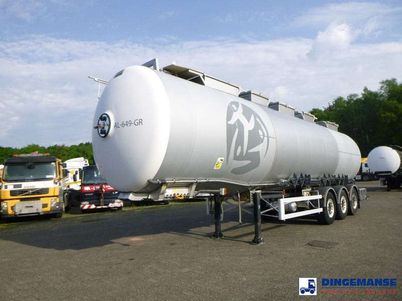Magyar Chemical tank inox L4BH 44.5 m3 / 3 comp - Tsistern poolhaagis: pilt 1 Magyar Chemical tank inox L4BH 44.5 m3 / 3 comp - Tsistern poolhaagis: pilt 1