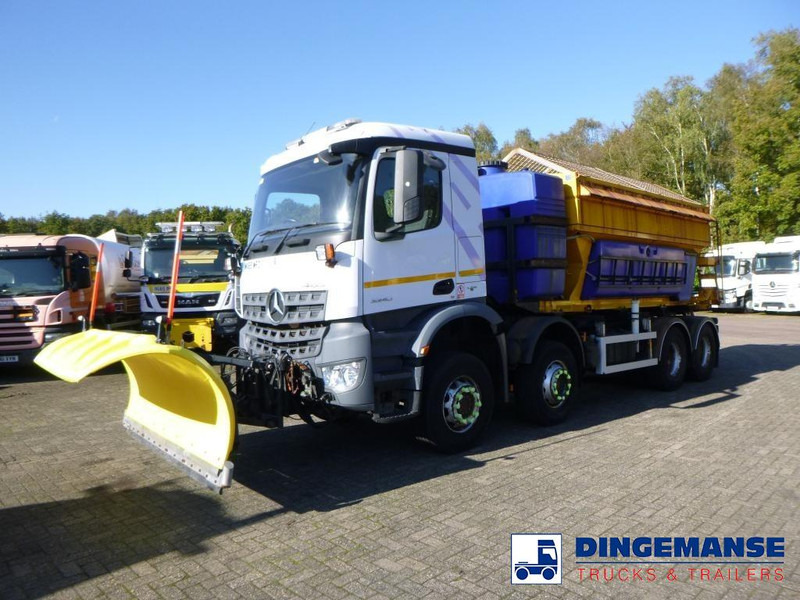 Mercedes-Benz Arocs 3240 8x4 RHD Schmidt snow plough / gritter - Lumekoristusmasina: pilt 1 Mercedes-Benz Arocs 3240 8x4 RHD Schmidt snow plough / gritter - Lumekoristusmasina: pilt 1
