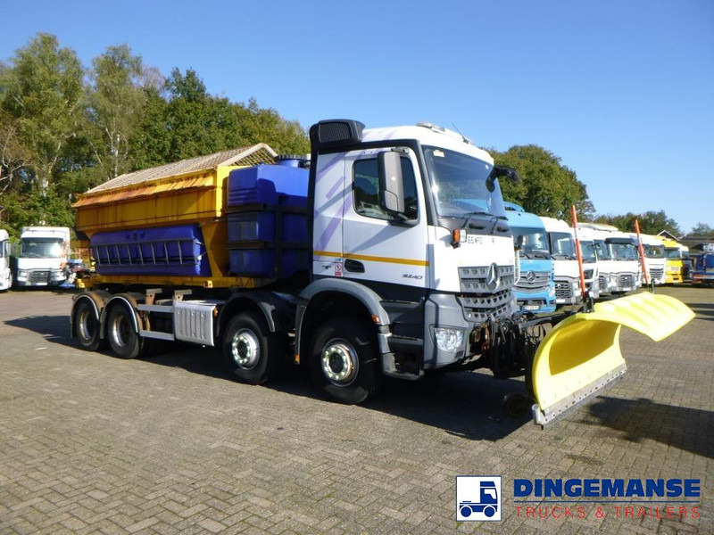 Mercedes-Benz Arocs 3240 8x4 RHD Schmidt snow plough / gritter - Lumekoristusmasina: pilt 2 Mercedes-Benz Arocs 3240 8x4 RHD Schmidt snow plough / gritter - Lumekoristusmasina: pilt 2