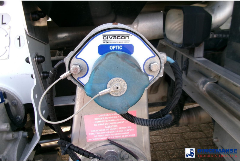 Tsisternauto Renault Premium 300 4x2 fuel tank 14.2 m3 / 4 comp: pilt 13 Tsisternauto Renault Premium 300 4x2 fuel tank 14.2 m3 / 4 comp: pilt 13