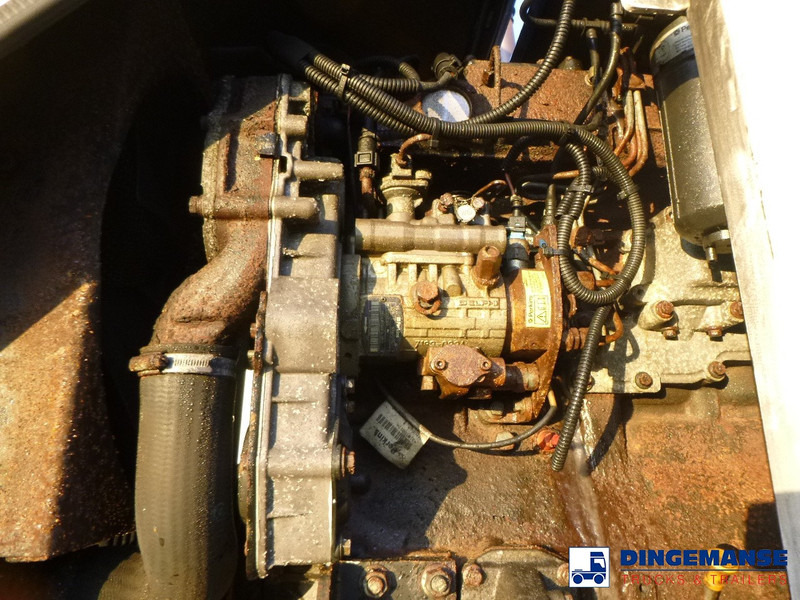 Tsistern poolhaagis SPITZER Powder tank alu 37 m3 + engine/compressor: pilt 16
