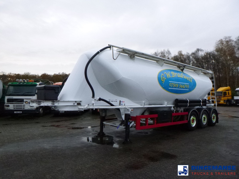 SPITZER Powder tank alu 40 m3 / 1 comp - Tsistern poolhaagis: pilt 1 SPITZER Powder tank alu 40 m3 / 1 comp - Tsistern poolhaagis: pilt 1