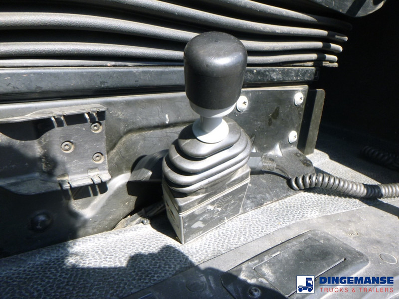 Sadulveok Mercedes-Benz Arocs 1946 4x4 hydrodrive Euro 6 + hydraulics: pilt 19