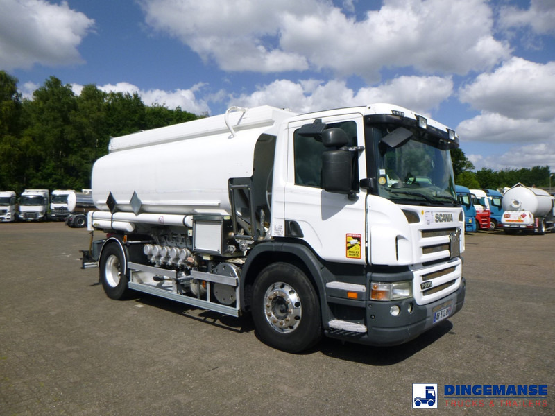 Scania P 270 DB 4x2 fuel tank 13.7 m3 / 5 comp - Tsisternauto: pilt 2 Scania P 270 DB 4x2 fuel tank 13.7 m3 / 5 comp - Tsisternauto: pilt 2