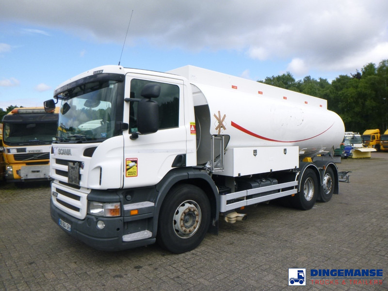 Scania P 320 DB 6X2 fuel tank 18.8 m3 / 5 comp - Tsisternauto: pilt 1 Scania P 320 DB 6X2 fuel tank 18.8 m3 / 5 comp - Tsisternauto: pilt 1