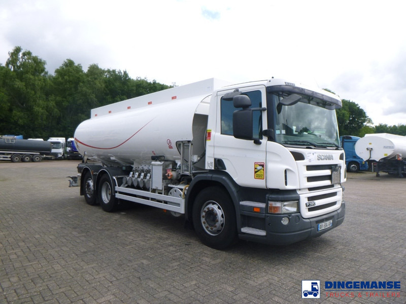 Scania P 320 DB 6X2 fuel tank 18.8 m3 / 5 comp - Tsisternauto: pilt 2 Scania P 320 DB 6X2 fuel tank 18.8 m3 / 5 comp - Tsisternauto: pilt 2