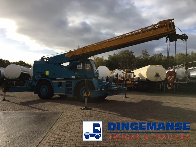 Tadano-Faun TR300 EX 4x4x4 All-terrain crane - Autokraana: pilt 2 Tadano-Faun TR300 EX 4x4x4 All-terrain crane - Autokraana: pilt 2
