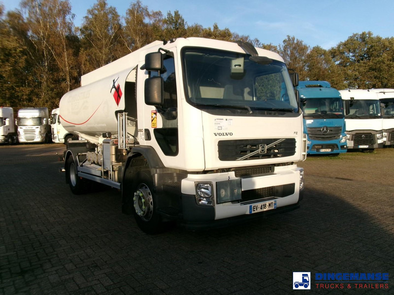 Volvo FE 280 4x2 fuel tank 13.3 m3 / 4 comp - Tsisternauto: pilt 2 Volvo FE 280 4x2 fuel tank 13.3 m3 / 4 comp - Tsisternauto: pilt 2