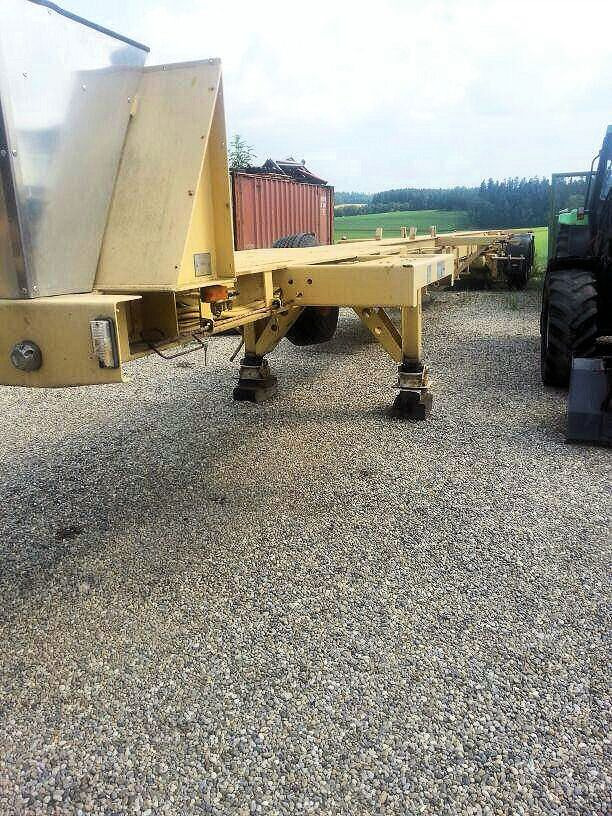 Goldhofer 3-Achs SPZ-DL3-38/80 Spezial 20,5meter + 3xLenk - Madal platvormpoolhaagis: pilt 3 Goldhofer 3-Achs SPZ-DL3-38/80 Spezial 20,5meter + 3xLenk - Madal platvormpoolhaagis: pilt 3