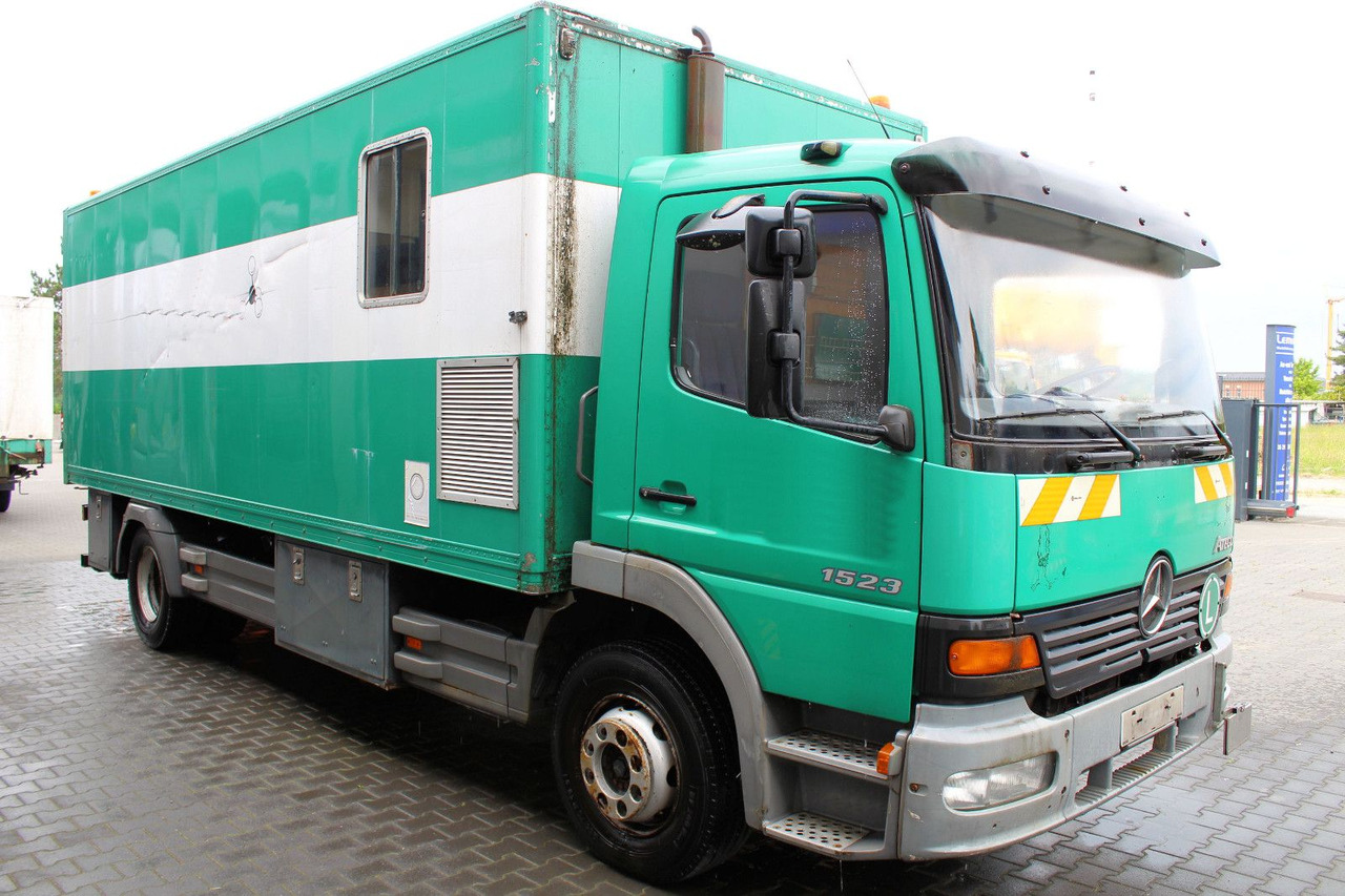 Mercedes-Benz Atego 1523 4x2 Koffer +AHK kein 1517 1518 1528 - Kasti veoauto: pilt 1 Mercedes-Benz Atego 1523 4x2 Koffer +AHK kein 1517 1518 1528 - Kasti veoauto: pilt 1