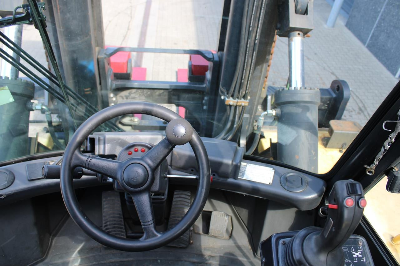 Hyster H28.00XM-16CH - Diiseltõstuk: pilt 4 Hyster H28.00XM-16CH - Diiseltõstuk: pilt 4