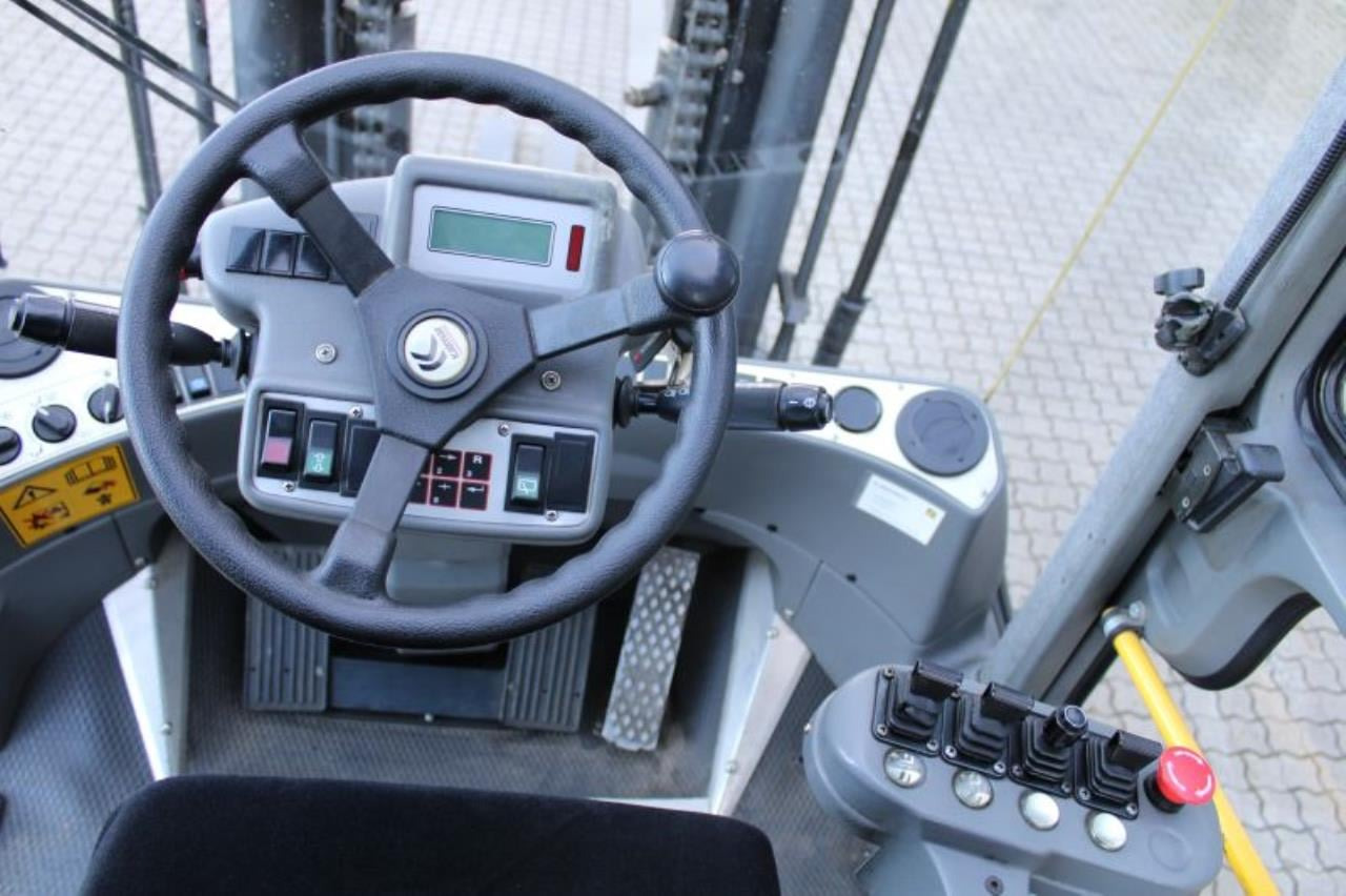 Kalmar ECD80-6 - Elektritõstuk: pilt 4 Kalmar ECD80-6 - Elektritõstuk: pilt 4