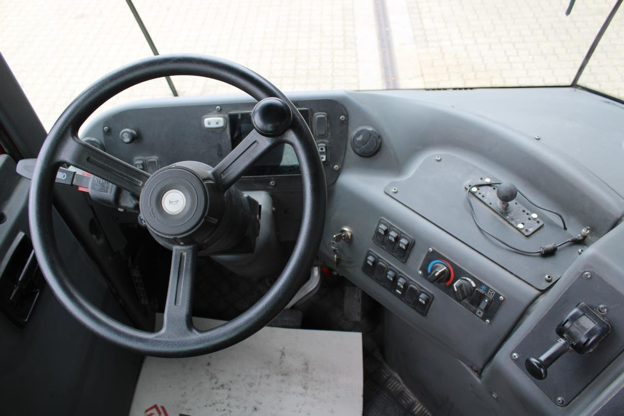 Kalmar T2I 4X2 - Laotraktor: pilt 4 Kalmar T2I 4X2 - Laotraktor: pilt 4