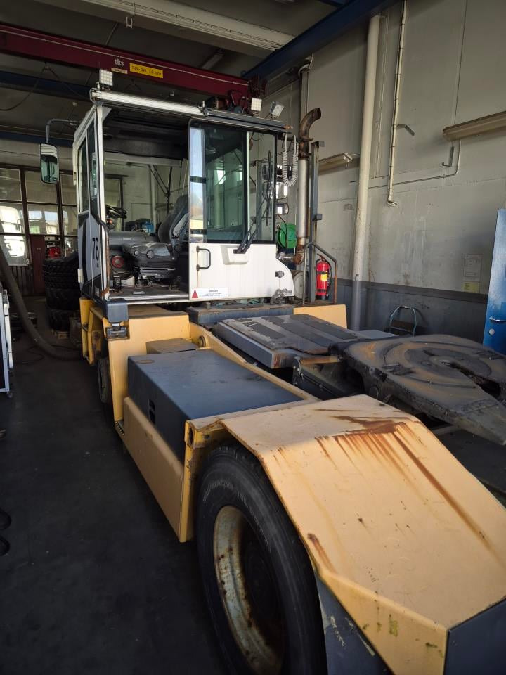 Kalmar TR618I - Laotraktor: pilt 2 Kalmar TR618I - Laotraktor: pilt 2