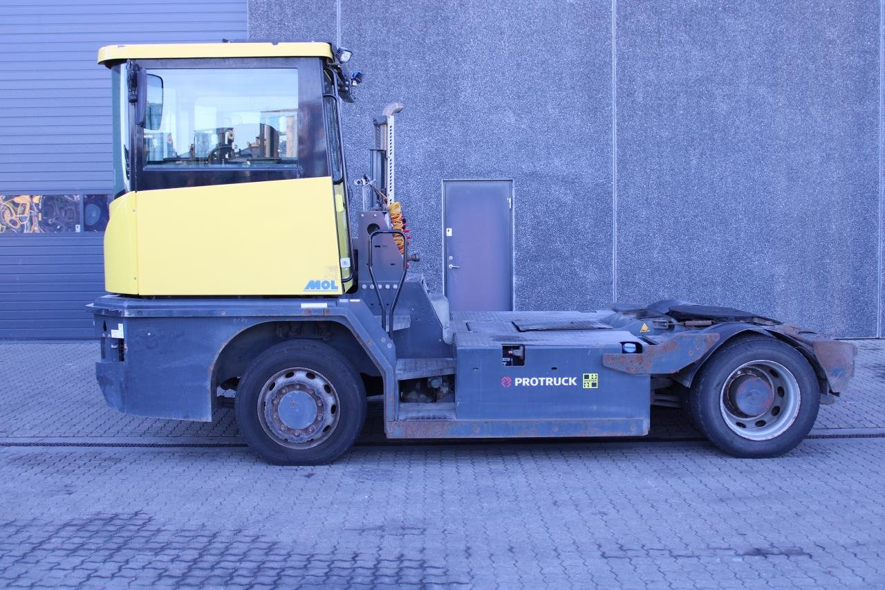 MOL RM255 4X4 - Laotraktor: pilt 1 MOL RM255 4X4 - Laotraktor: pilt 1