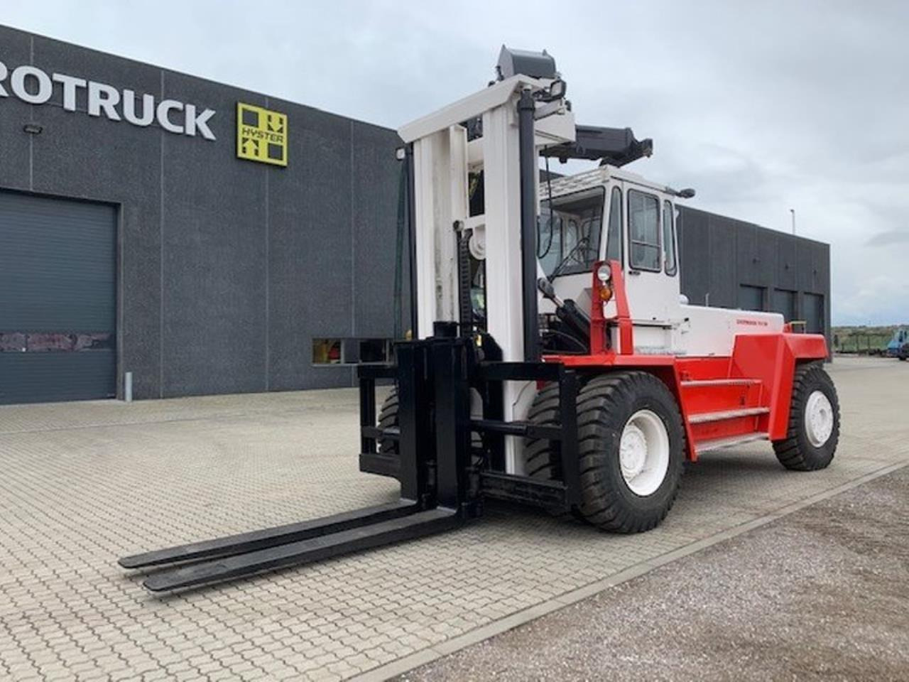 SveTruck 25120-42 - Diiseltõstuk: pilt 2 SveTruck 25120-42 - Diiseltõstuk: pilt 2
