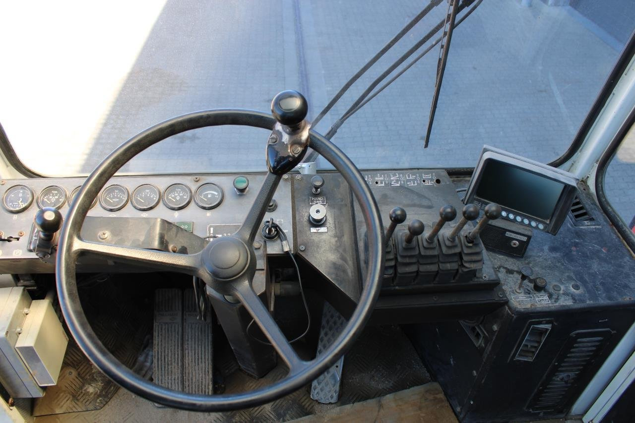 SveTruck 32120-47 - Diiseltõstuk: pilt 4 SveTruck 32120-47 - Diiseltõstuk: pilt 4