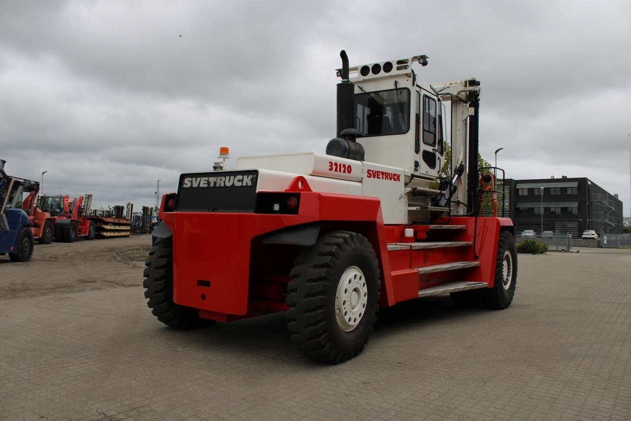 SveTruck 32120-50 - Diiseltõstuk: pilt 3 SveTruck 32120-50 - Diiseltõstuk: pilt 3