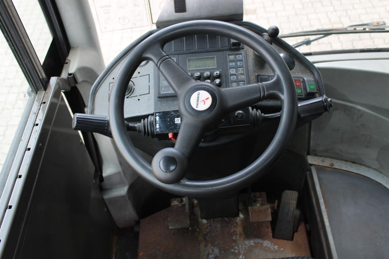 Terberg RT222 - Laotraktor: pilt 4 Terberg RT222 - Laotraktor: pilt 4