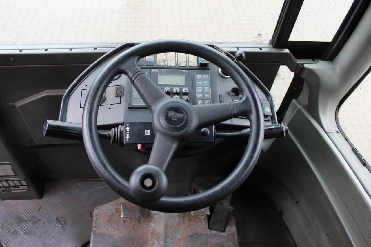 Terberg RT222 - Laotraktor: pilt 4 Terberg RT222 - Laotraktor: pilt 4