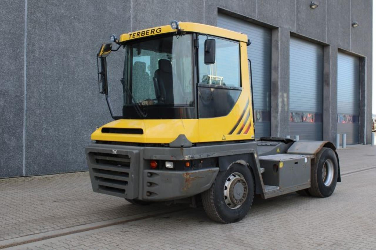 Terberg RT283 - Laotraktor: pilt 2 Terberg RT283 - Laotraktor: pilt 2