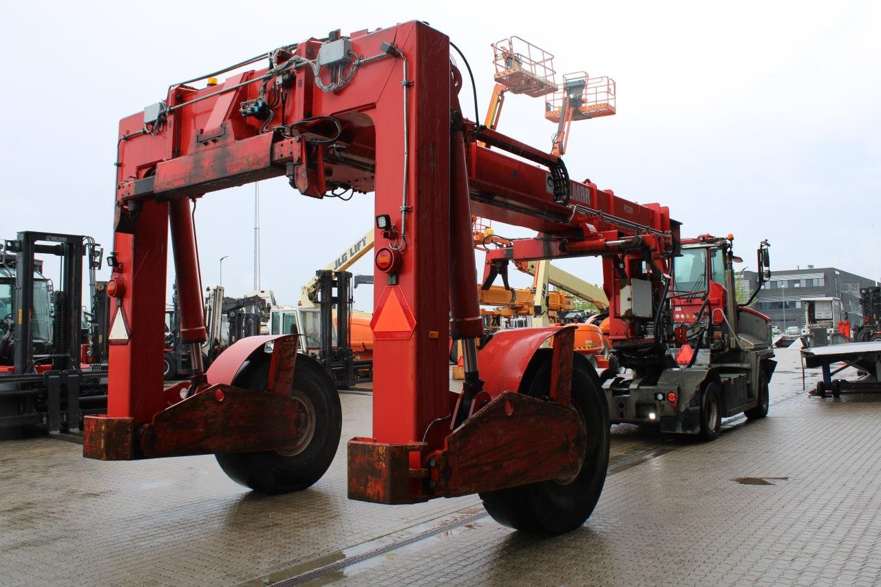 Terberg TT223 - Laotraktor: pilt 3 Terberg TT223 - Laotraktor: pilt 3