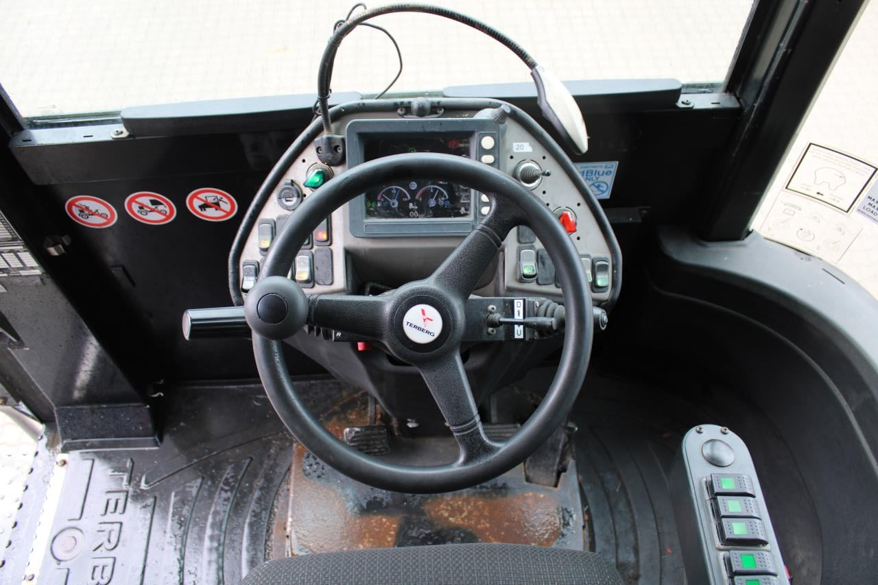 Terberg TT223 - Laotraktor: pilt 4 Terberg TT223 - Laotraktor: pilt 4